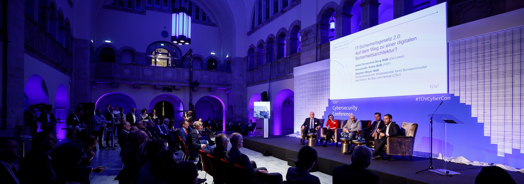 start-header-event-cybercon-2019-panel-breit-120dpi