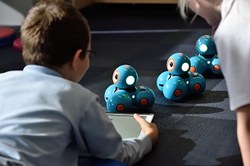 Digitales Spielzeug Toys Roboter